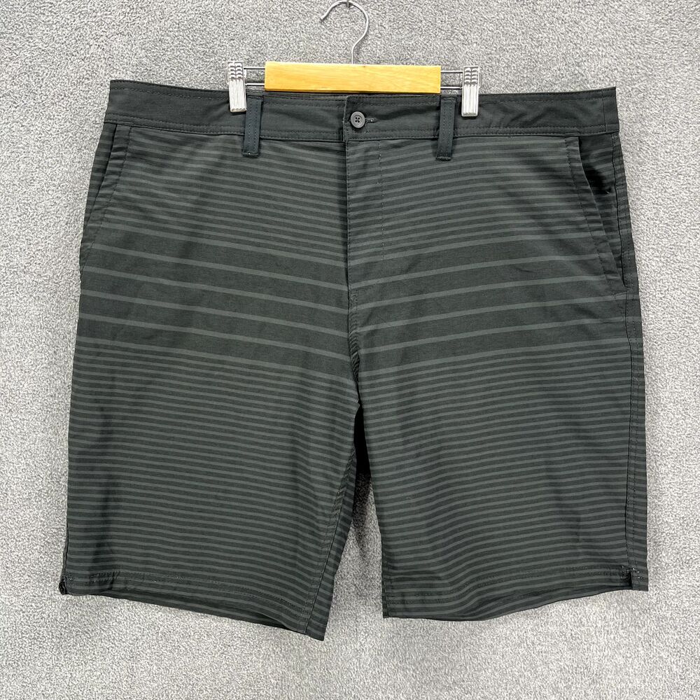 Goodfellow & Co Shorts Mens 40 Gray Striped Chino pants
